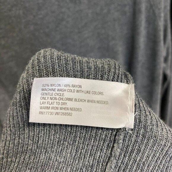 Mossimo Sweater Womens L Extremely Soft Solid grey New - Picture 4 of 4